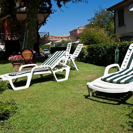 Otel Gabrini Marina di Massa